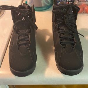 Boys Jordan’s size 7